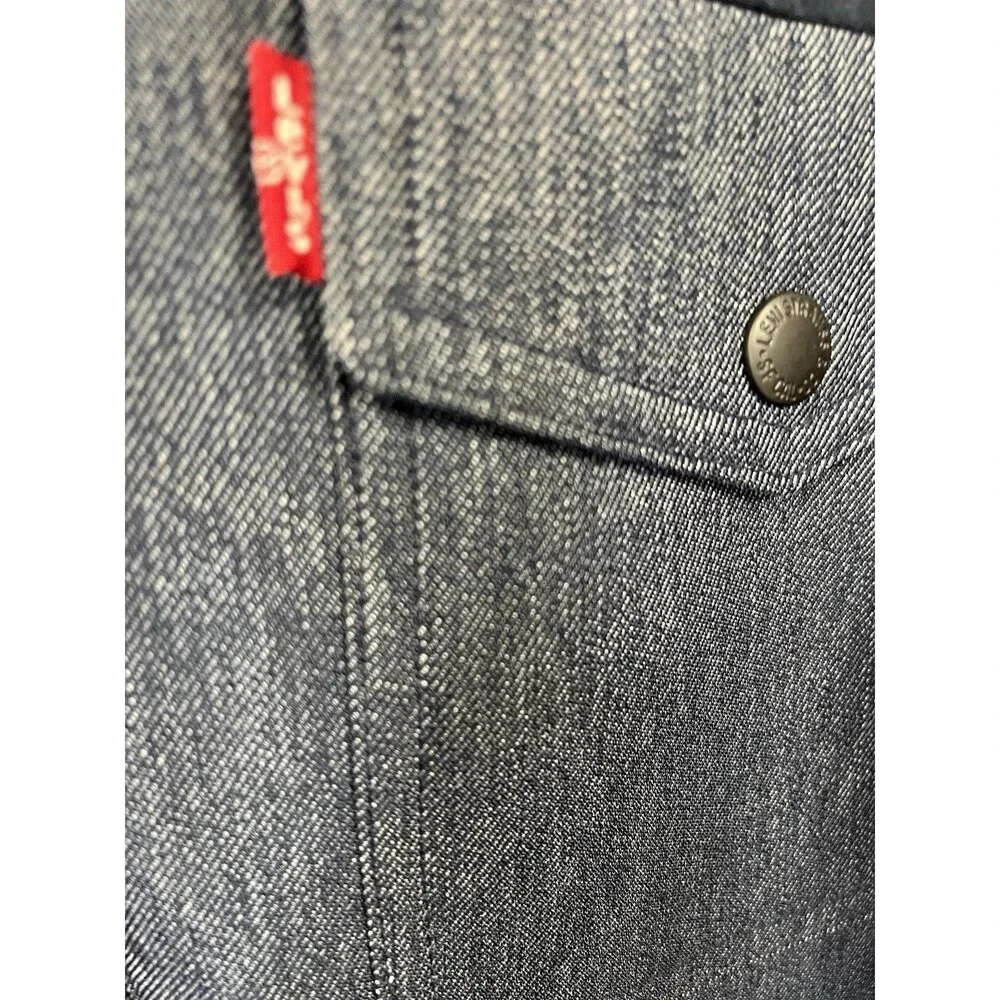 Vintage Levi’s Performance Artic Jacket Blue Denim Mens Med Rain Wind Hooded